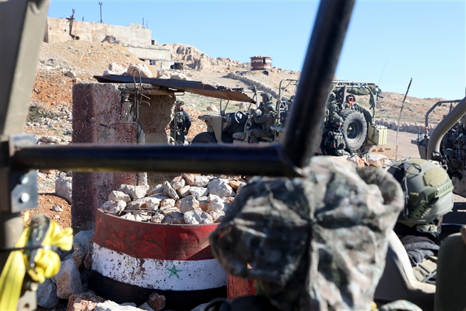Israeli troops during operation in Syria on April 2025